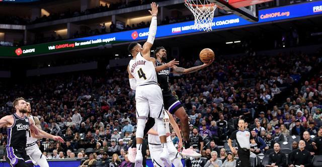 曝国王非常努力尝试送走蒙克 以腾名额签下威少