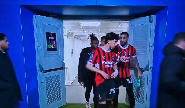 1743665084912022869.png 官网-沃克冤枉费利克斯了 他哪敢自比梅西 他每球必传