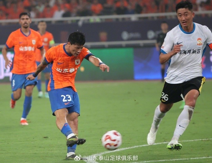 专业体育直播-感谢22190位现场球迷的声浪席卷奥体！下一战，我们继续并肩！