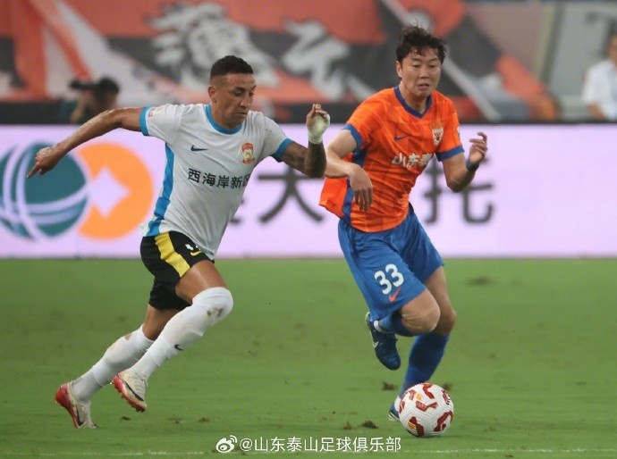 专业体育直播-感谢22190位现场球迷的声浪席卷奥体！下一战，我们继续并肩！