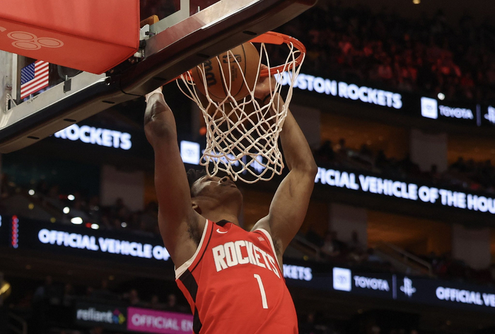 火箭打败东部第一,杜兰特32+7申京19分谢泼德18分,康宁汉姆12+8|活塞|凯文·杜兰特|NBA常规赛|费城76人队|底特律活塞队_新浪新闻