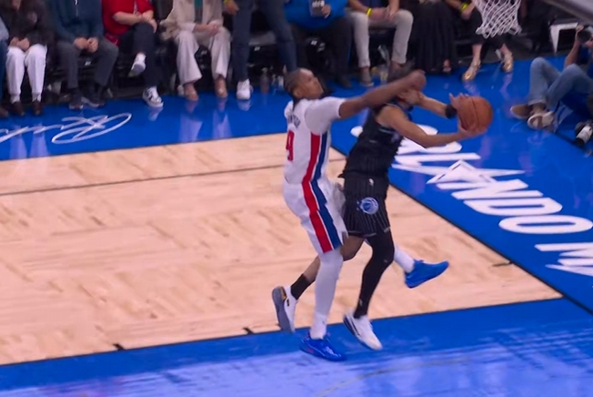 入口-9中7!东部库里神准!NBA准备诞生黑八奇迹